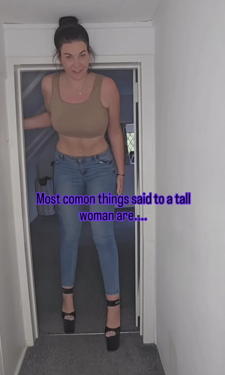 Njezina visina izaziva burne reakcije: Nevjerojatno, ali upravo ona joj donosi ogromnu zaradu