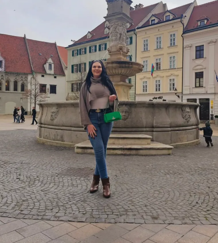 Njezina visina izaziva burne reakcije: Nevjerojatno, ali upravo ona joj donosi ogromnu zaradu