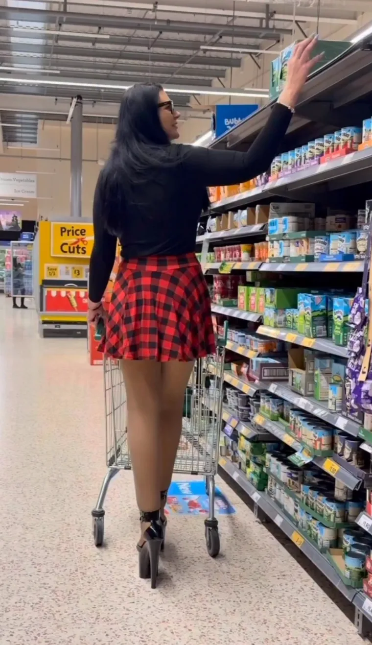 Njezina visina izaziva burne reakcije: Nevjerojatno, ali upravo ona joj donosi ogromnu zaradu