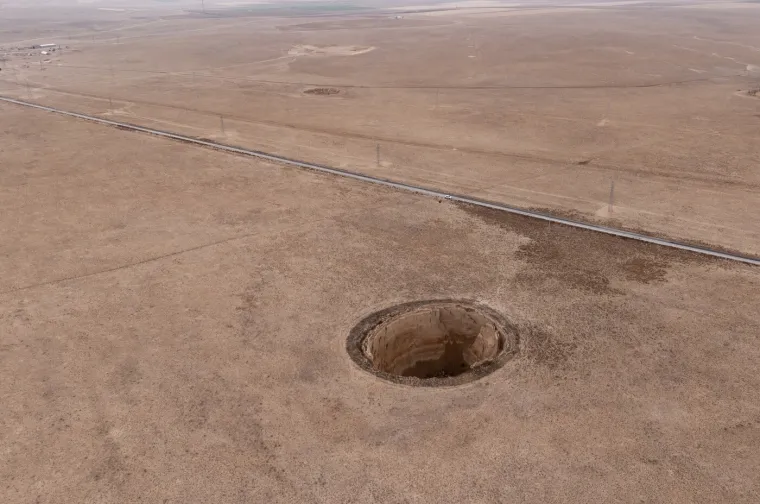 &Scaron;to im se to događa? Goleme vrtače niču kao gljive poslije ki&scaron;e