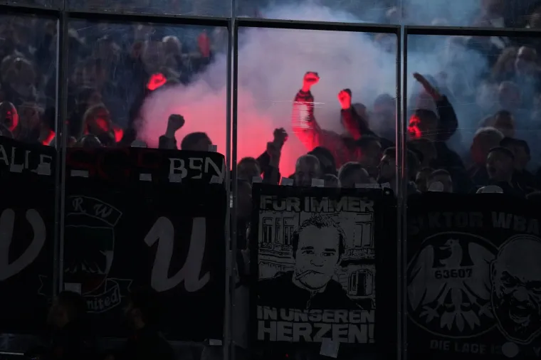 Nijemci do&scaron;li na obnovljeni Camp Nou i radili kaos: Fotografije obilaze svijet