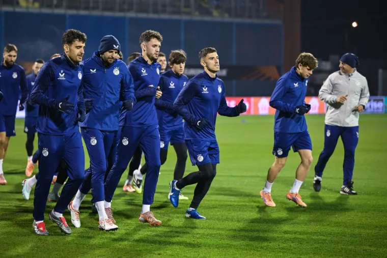 Smrknuta lica i potpuna koncentracija: Evo kako je pro&scaron;ao zadnji trening uoči Betisa