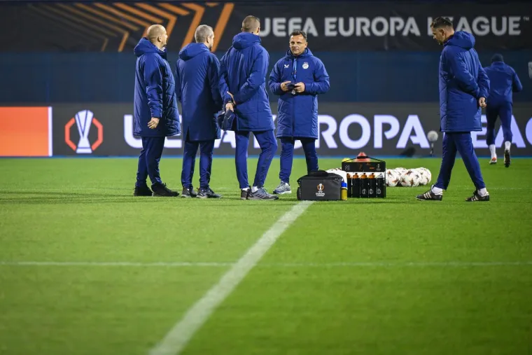 Smrknuta lica i potpuna koncentracija: Evo kako je pro&scaron;ao zadnji trening uoči Betisa