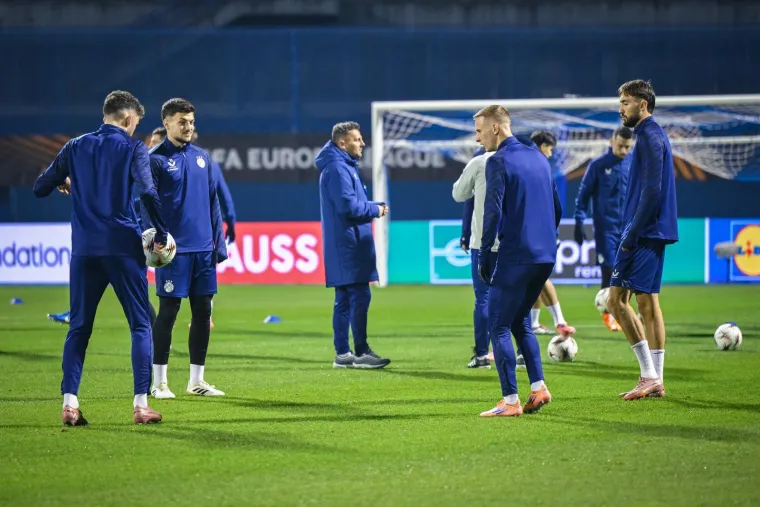 Smrknuta lica i potpuna koncentracija: Evo kako je pro&scaron;ao zadnji trening uoči Betisa