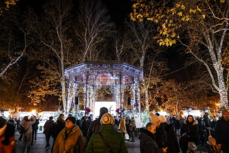 Jeste li već bili na zagrebačkom Adventu? Pogledajte čarobne prizore iz srca metropole