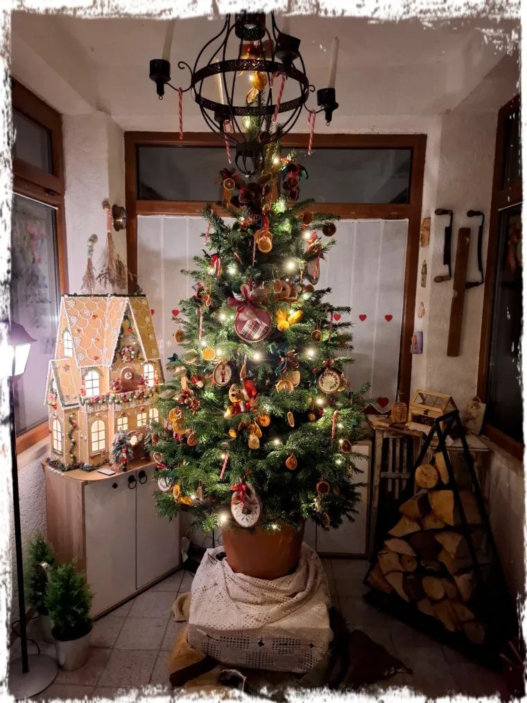 Blagdanska čarolija se nastavlja: Donosimo vam jo&scaron; 40 va&scaron;ih prekrasnih jelki