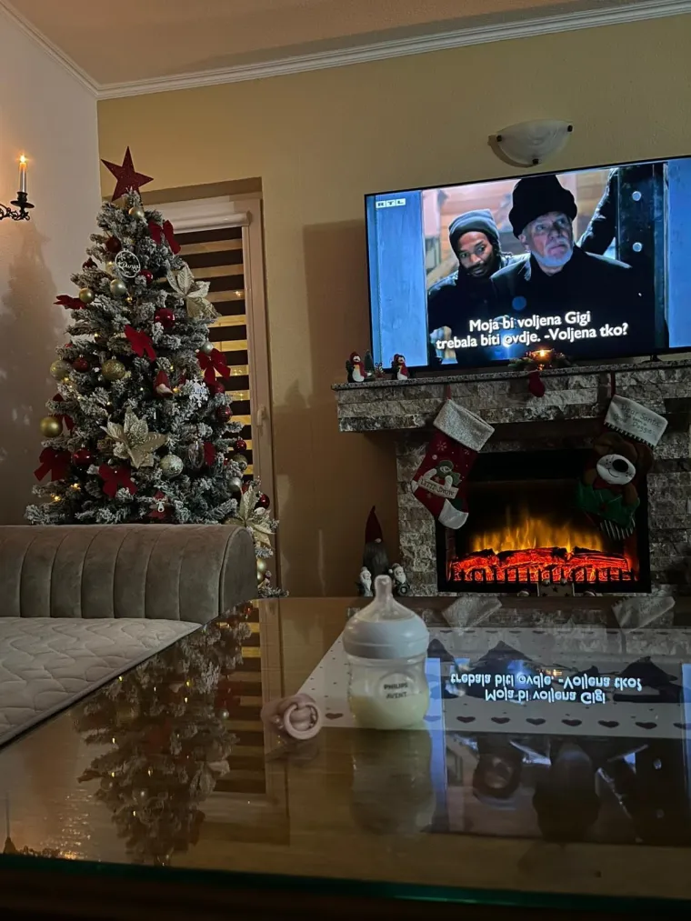 Blagdanska čarolija se nastavlja: Donosimo vam jo&scaron; 40 va&scaron;ih prekrasnih jelki