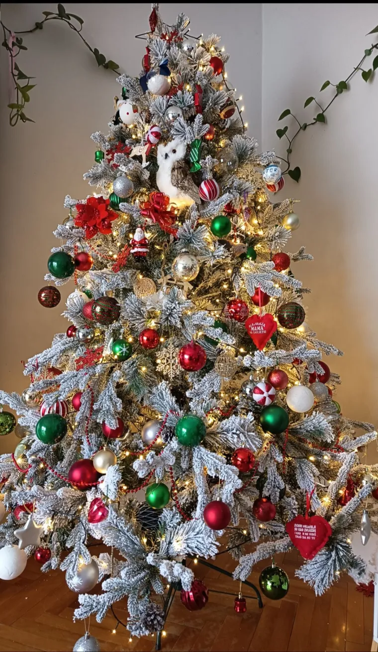 Blagdanska čarolija se nastavlja: Donosimo vam jo&scaron; 40 va&scaron;ih prekrasnih jelki