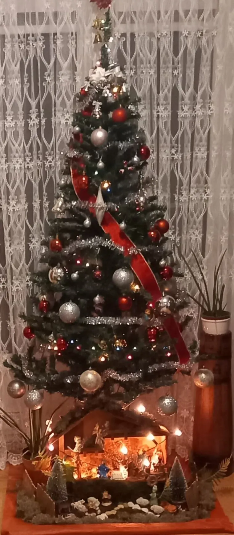 Blagdanska čarolija se nastavlja: Donosimo vam jo&scaron; 40 va&scaron;ih prekrasnih jelki