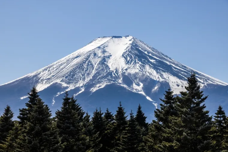 Od duhova i prokletstava do spektakularnih boja: Ovo su najčudnije planine na svijetu