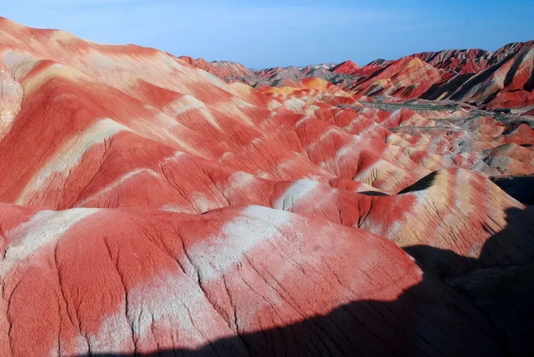 Od duhova i prokletstava do spektakularnih boja: Ovo su najčudnije planine na svijetu