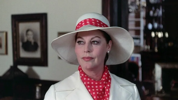 Zvali su je najljep&scaron;om ženom, zarađivala je milijune, ali su je mu&scaron;karci i alkohol uni&scaron;tili