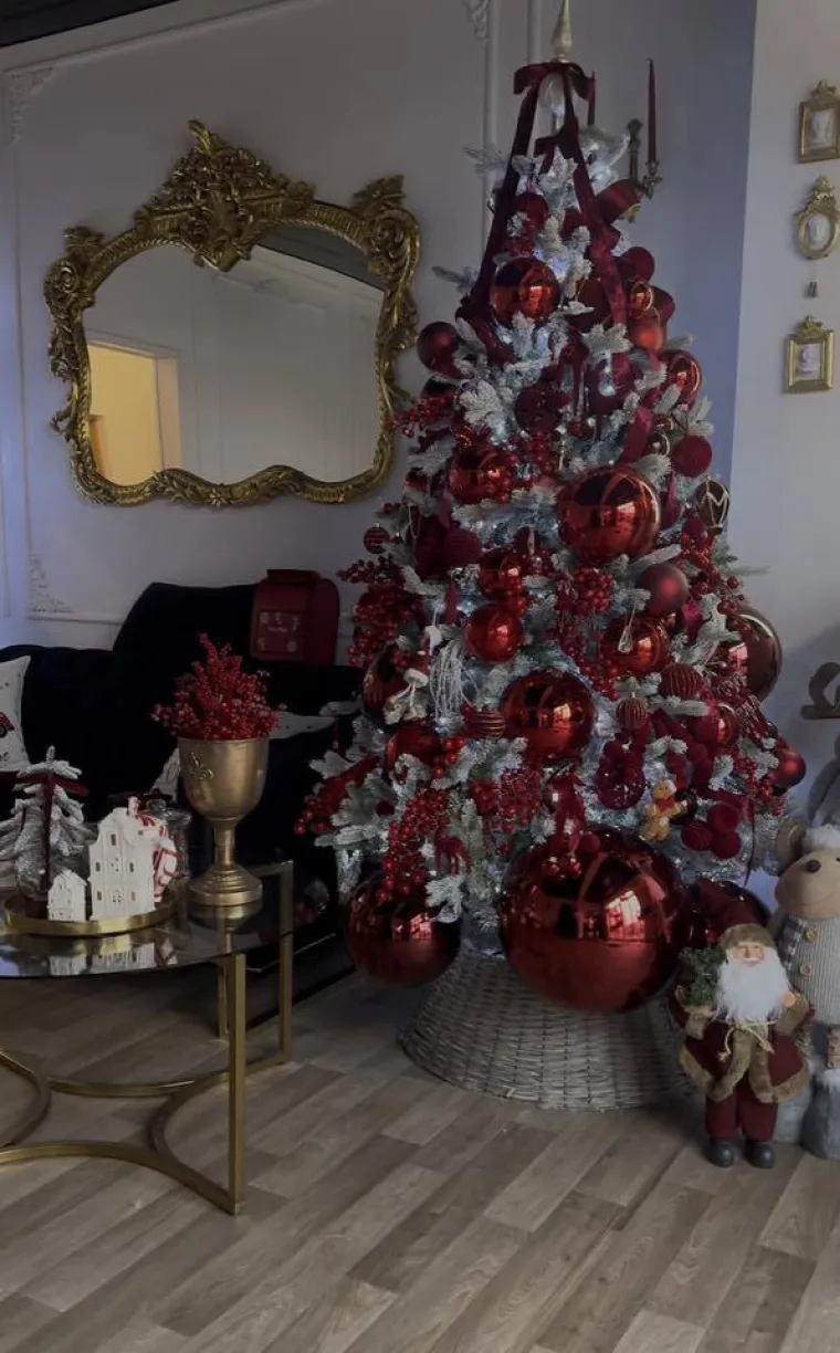 Jedna ljep&scaron;a od druge: Utrka se zahuktava, ovo su va&scaron;e čarobne božićne jelke