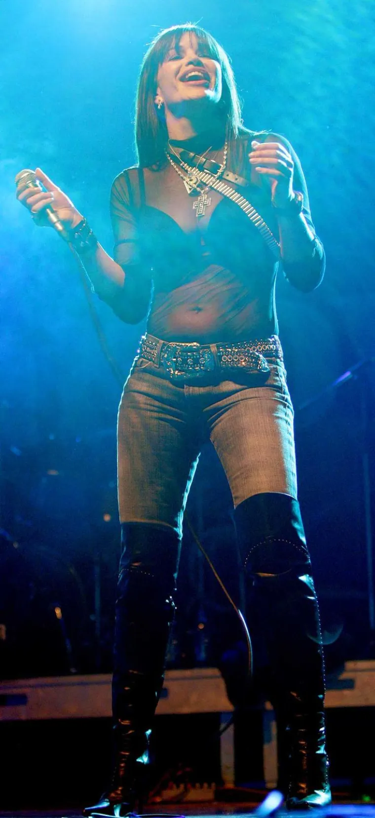 Drugačija frizura, neobična moda: Mnogi neće prepoznati Severinu na fotografijama starim 20 godina