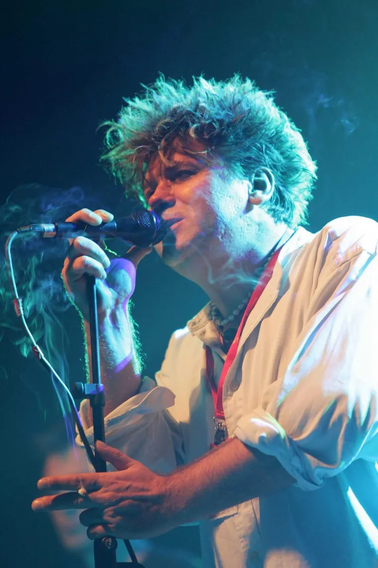 Drugačija frizura, neobična moda: Mnogi neće prepoznati Severinu na fotografijama starim 20 godina