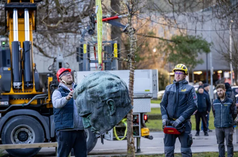 Tito vi&scaron;e nije bezglav, glava mu je opet na ramenima: Pogledajte kako su mu je vratili