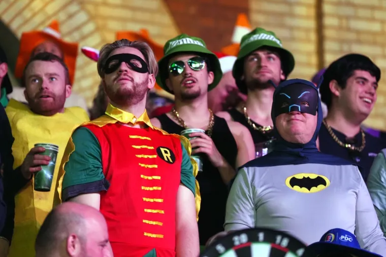 Biskupi, časne, Hulk Hogan i Shrek u publici? Da, samo na ovom Svjetskom prvenstvu