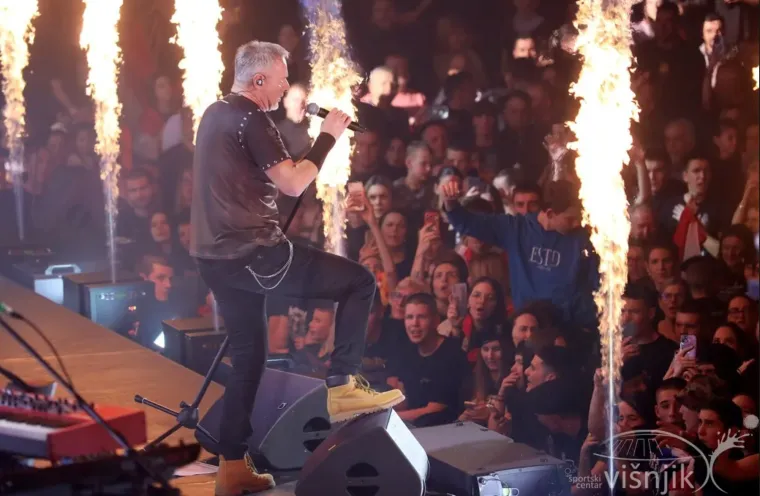 Ove fotografije Zadar će pamtiti: Pogledajte kakvu atmosferu je Thompson napravio u Vi&scaron;njiku