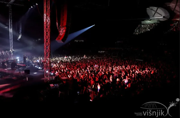 Ove fotografije Zadar će pamtiti: Pogledajte kakvu atmosferu je Thompson napravio u Vi&scaron;njiku