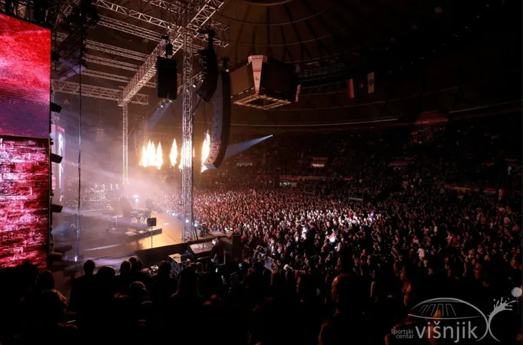 Ove fotografije Zadar će pamtiti: Pogledajte kakvu atmosferu je Thompson napravio u Vi&scaron;njiku