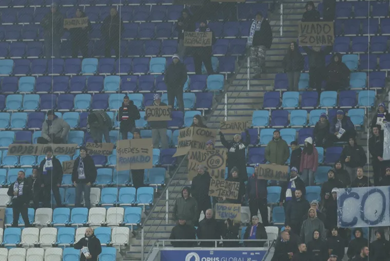 Sablasna atmosfera na Opusu: Ovakve poruke navijača grad na Dravi nikada nije vidio