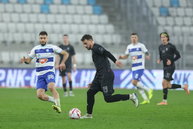 Sablasna atmosfera na Opusu: Ovakve poruke navijača grad na Dravi nikada nije vidio