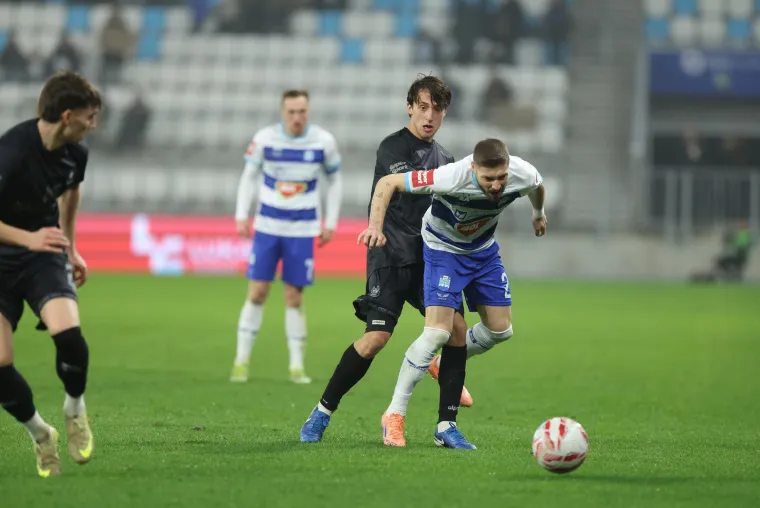 Sablasna atmosfera na Opusu: Ovakve poruke navijača grad na Dravi nikada nije vidio