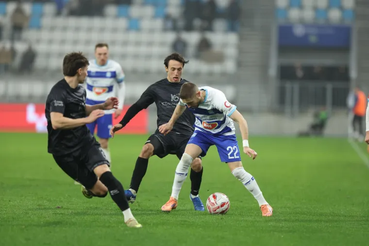 Sablasna atmosfera na Opusu: Ovakve poruke navijača grad na Dravi nikada nije vidio