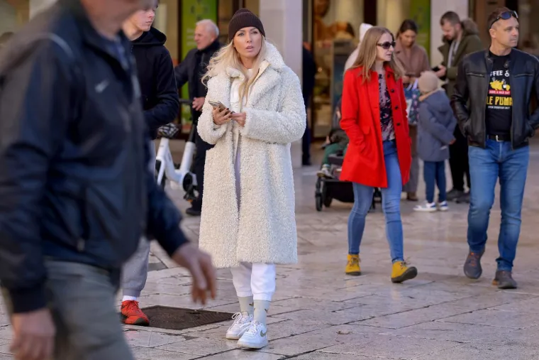 Ma je li ovo modna pista ili centar Zadra? Ove djevojke osvojile su poglede slučajnih prolaznika