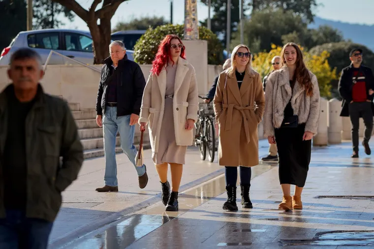 Ma je li ovo modna pista ili centar Zadra? Ove djevojke osvojile su poglede slučajnih prolaznika