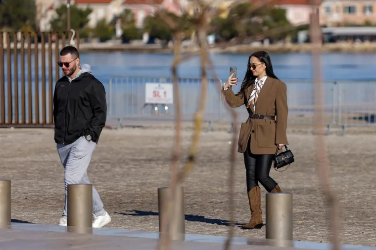 Ma je li ovo modna pista ili centar Zadra? Ove djevojke osvojile su poglede slučajnih prolaznika