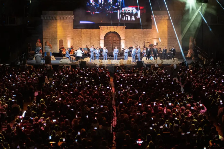 U dru&scaron;tvu političkog vrha: Marijan Kustić prvi put u javnosti uhvaćen u dru&scaron;tvu Nike Perenčević