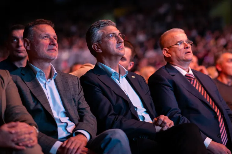 U dru&scaron;tvu političkog vrha: Marijan Kustić prvi put u javnosti uhvaćen u dru&scaron;tvu Nike Perenčević