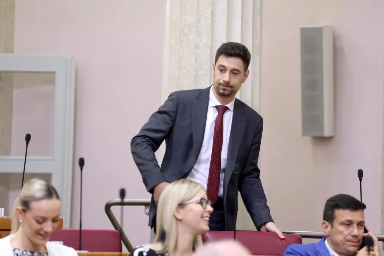 Tko je biv&scaron;i &scaron;ef Mladeži HDZ-a? Zavirili smo u imovinsku karticu i iznenadili se