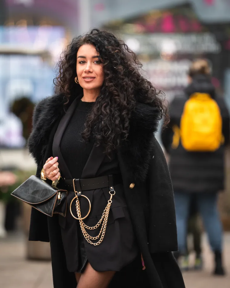 Kovrčava ljepotica bila je glavna zvijezda zagrebačke &scaron;pice, a pojavila se i zgodna liječnica