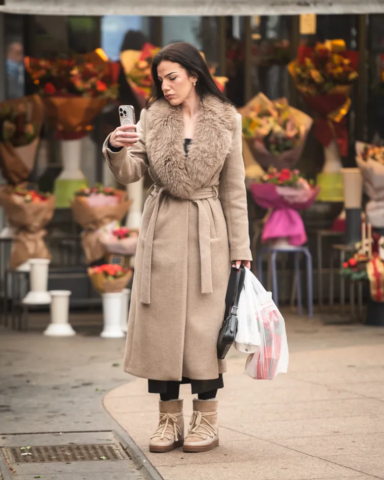 Kovrčava ljepotica bila je glavna zvijezda zagrebačke &scaron;pice, a pojavila se i zgodna liječnica