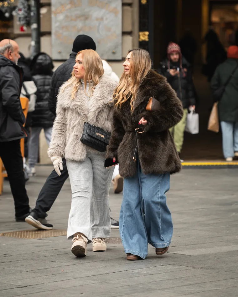 Kovrčava ljepotica bila je glavna zvijezda zagrebačke &scaron;pice, a pojavila se i zgodna liječnica