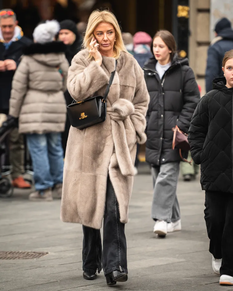 Kovrčava ljepotica bila je glavna zvijezda zagrebačke &scaron;pice, a pojavila se i zgodna liječnica