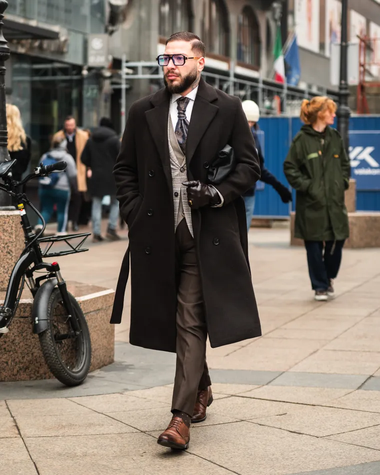 Kovrčava ljepotica bila je glavna zvijezda zagrebačke &scaron;pice, a pojavila se i zgodna liječnica