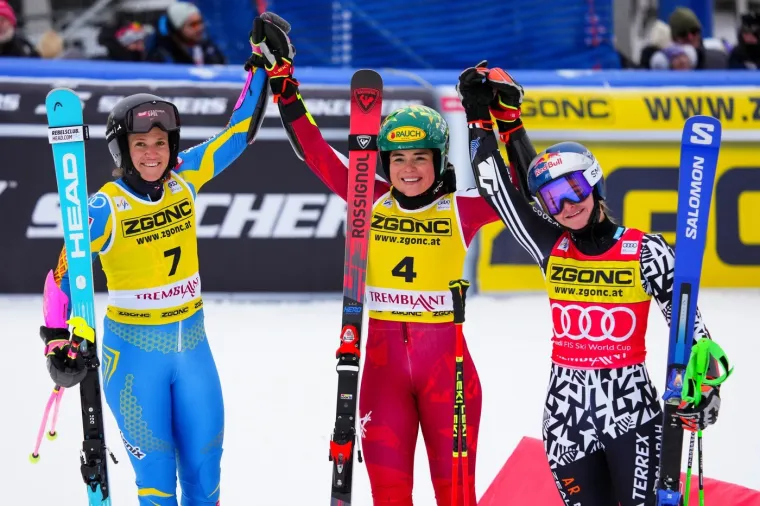 Jedna od najzgodnijih skija&scaron;ica iznenadila crnim predmetom na licu: Pogledajte o čemu se radi