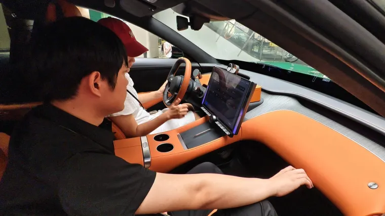 Giganti drhte s razlogom: Ovo je revolucija na kotačima, a tek kad vidite tko stoji iza toga...