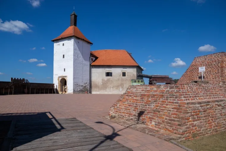 Samo će najveći stručnjaci prepoznati ove hrvatske gradove po slici: Pitanja nisu lagana