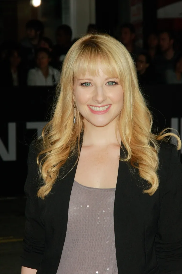 Bernadette jesi li to ti? Omiljena &scaron;treberica zapravo je zavodljiva plavu&scaron;a koja mami uzdahe