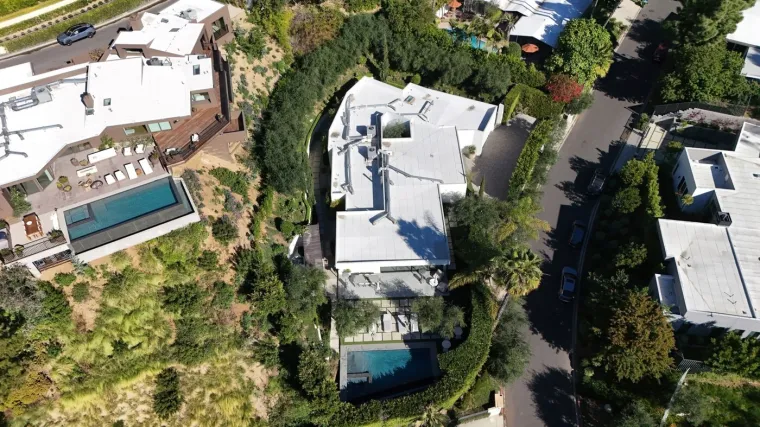 Najzgodnija skija&scaron;ica dala vi&scaron;e od 8 milijuna dolara za megaluksuznu vilu, pogledajte gdje živi