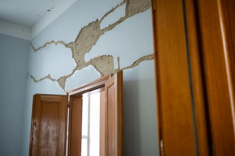 S dvije godine ka&scaron;njenja kreće obnova Pravnog fakulteta: Pogledajte &scaron;tetu od potresa