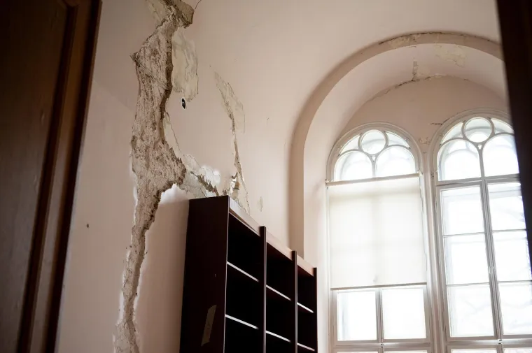 S dvije godine ka&scaron;njenja kreće obnova Pravnog fakulteta: Pogledajte &scaron;tetu od potresa