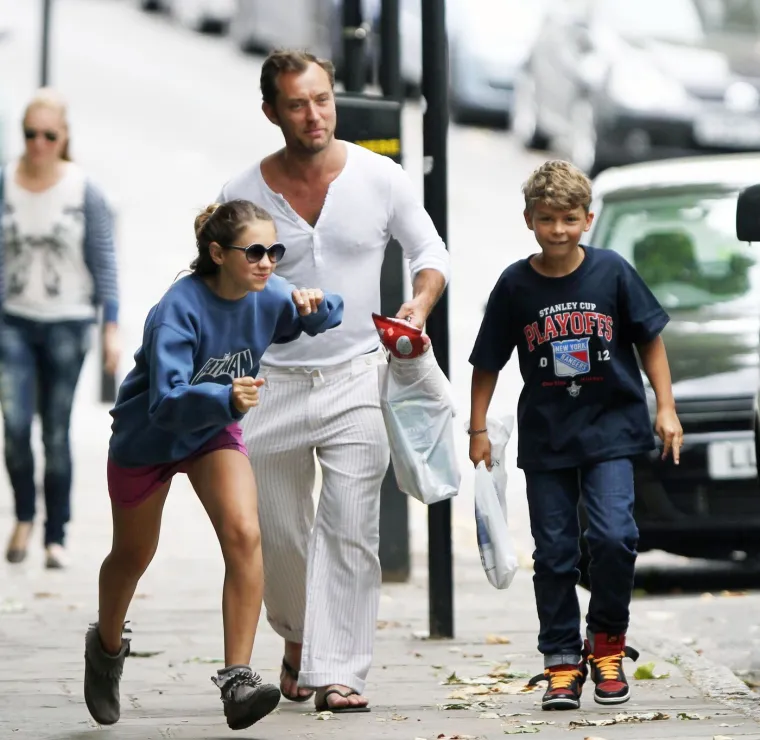 Kći poznatog glumca rano je kročila na modnu pistu, a prije nekoliko godina potpuno je promijenila stil