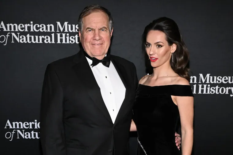 Legendarni trener hrvatskih korijena u vezi s 50 godina mlađom misicom: 'Volimo se javno'