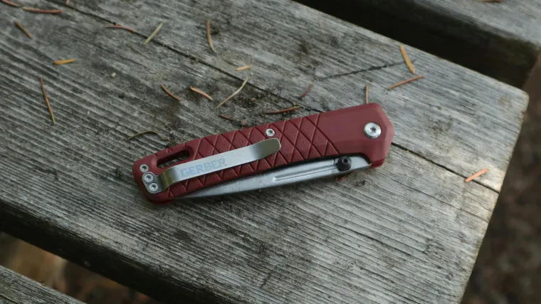 Mogu biti jako korisne: Ovih 30 važnih stvari uvijek treba imati u autu