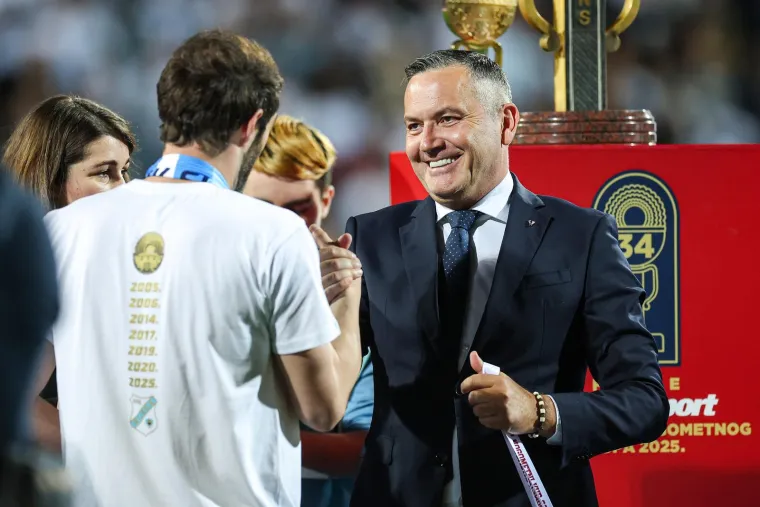 Novi dečko Nike Perenčević? Pogledajte fotografije predsjednika HNS-a s kojim ju povezuju